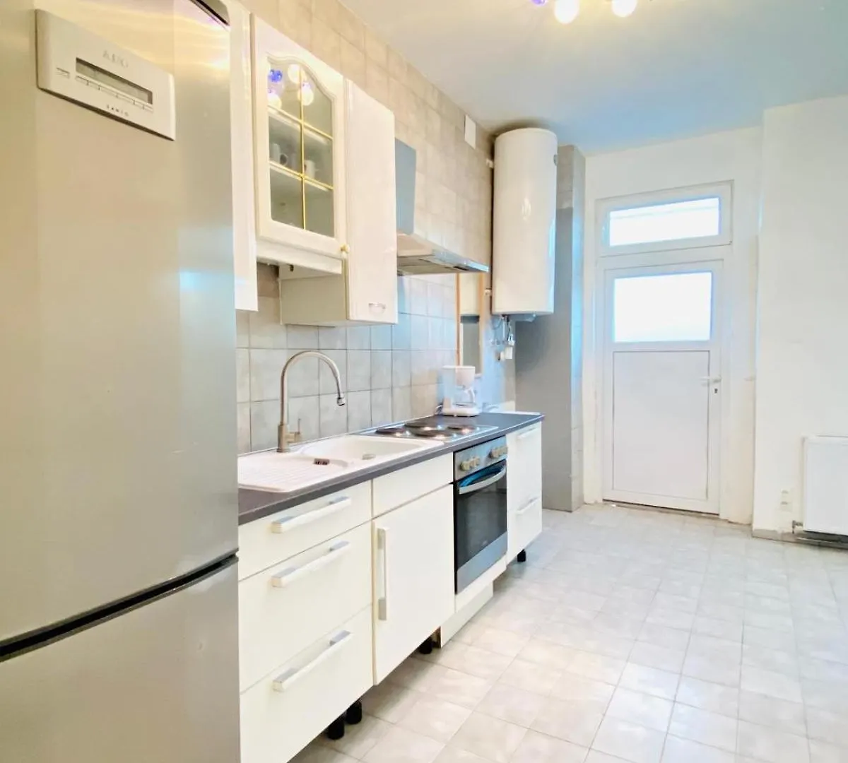 Comfortable 5Br Apt Well Connected Location 비엔나 아파트