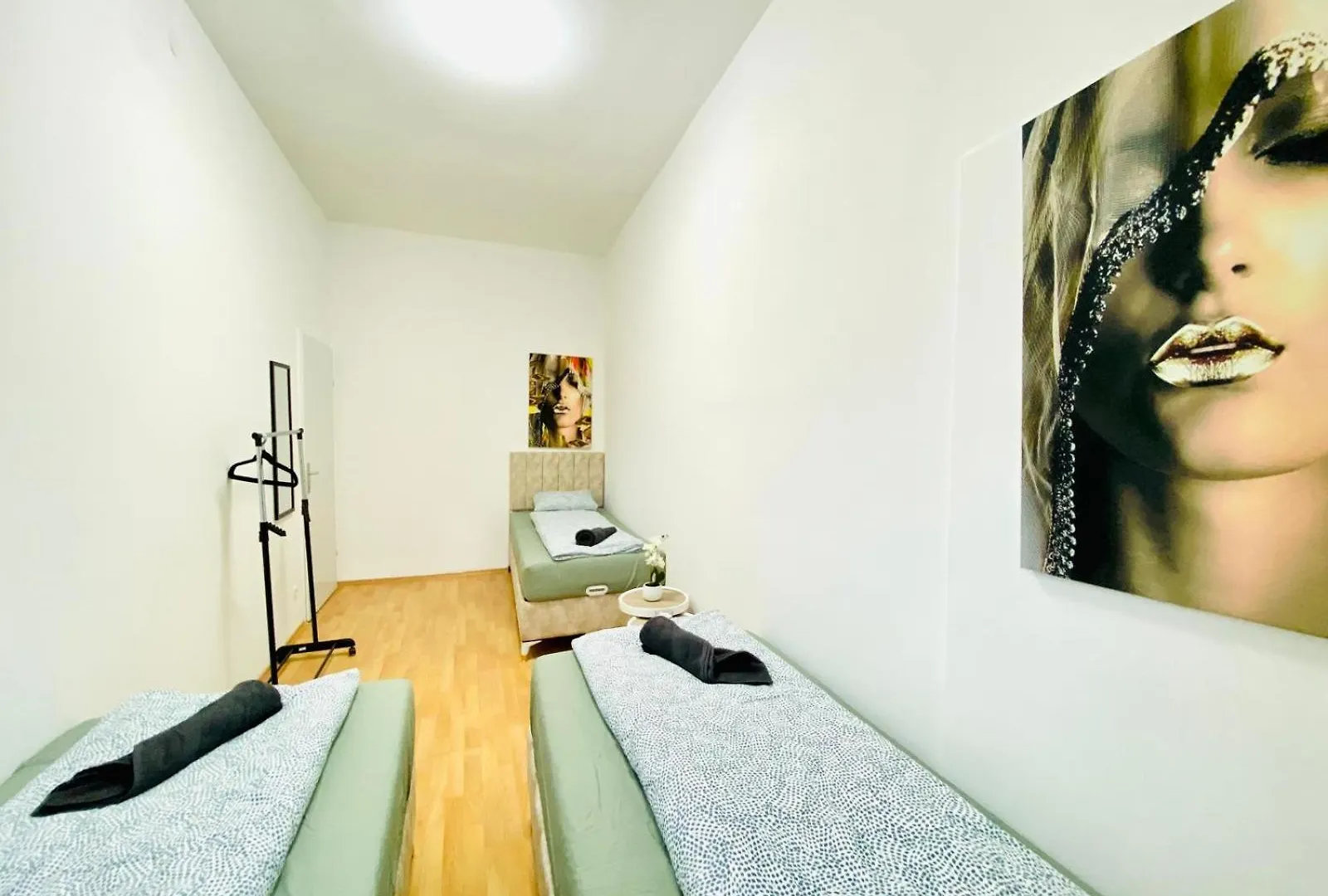 Comfortable 5Br Apt Well Connected Location 비엔나 0*,